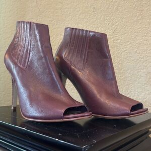 HALOGEN Booties, Burgundy Leather, Peep Toe, Sz 10, Excellent Condition!